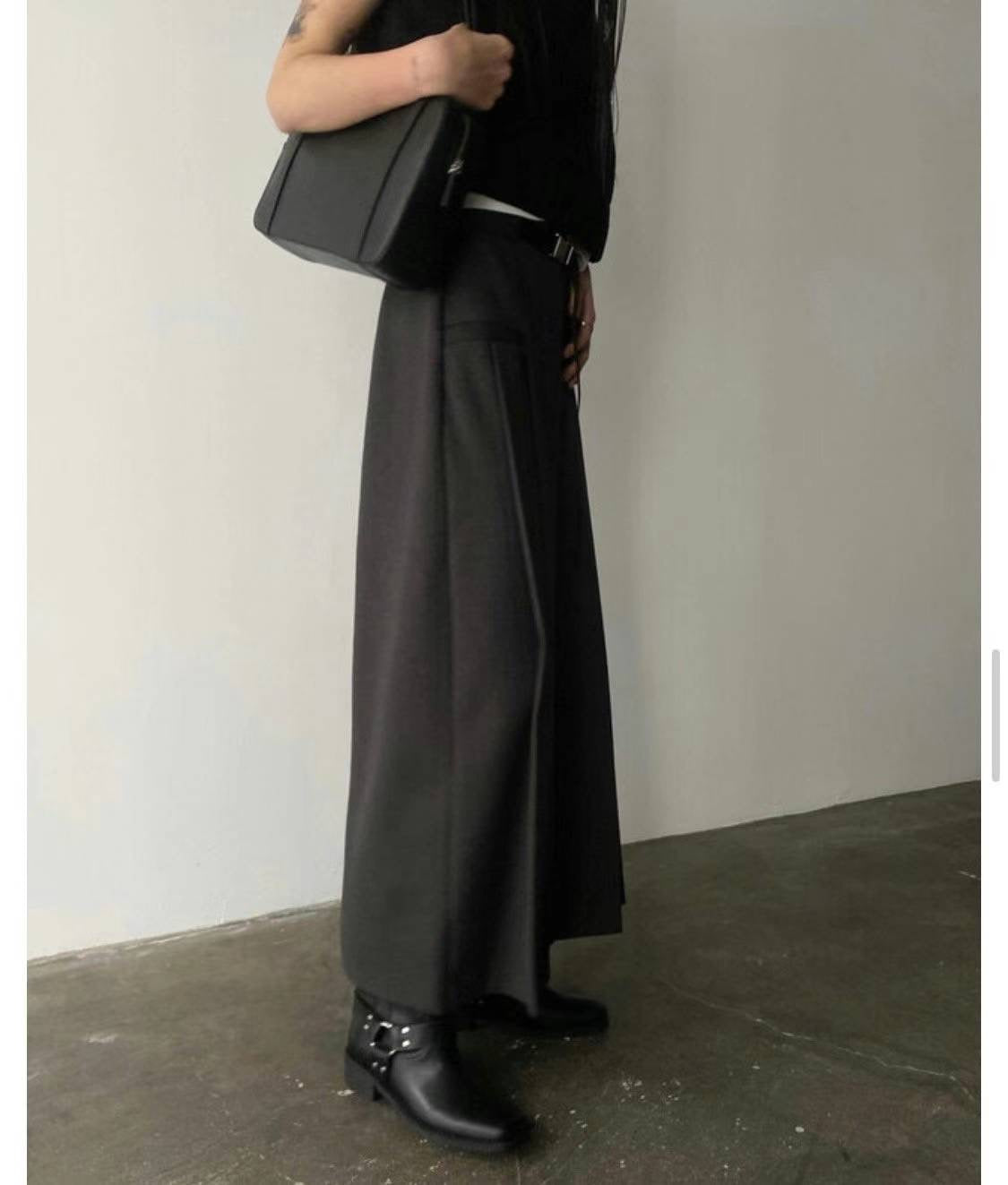 (Discontinued) WS2024JAN156 (Charcoal)