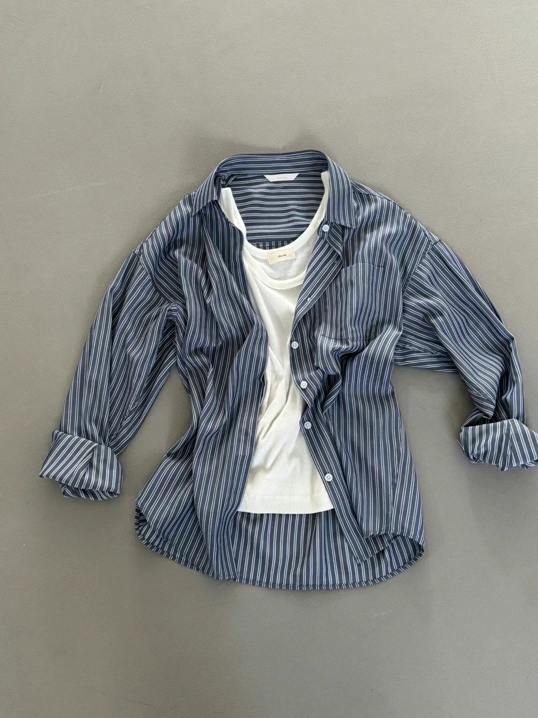 Subtle Shinny Stripe Shirt (20-22Mar $428, 之後批發價$468)