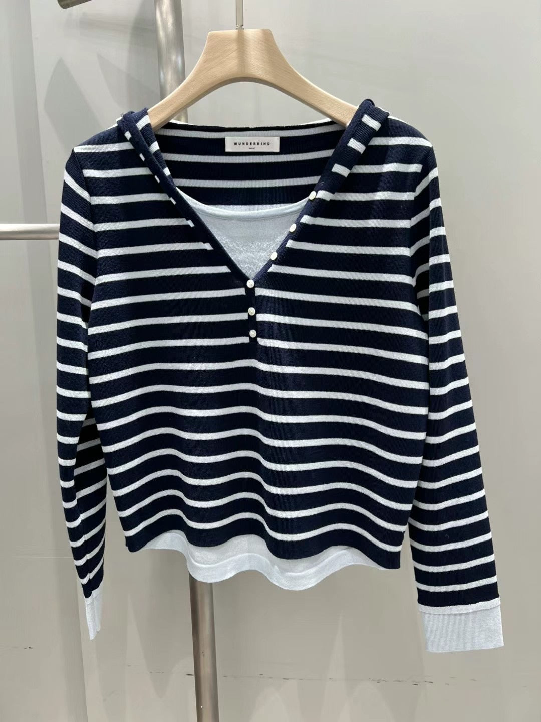 Two In One Hoodies (19-21Mar $328, 之後批發價$348)