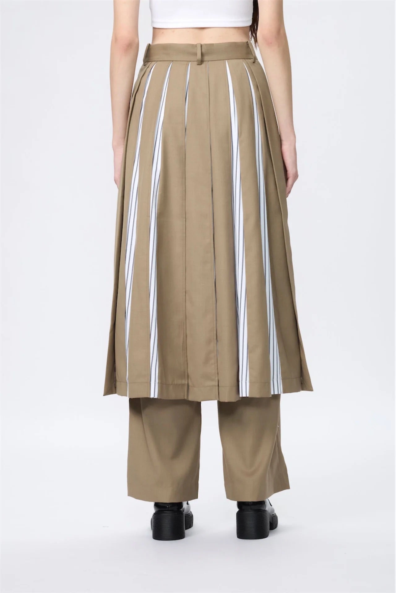 Block-Pleated Flare Shirting Trousers (Khaki)