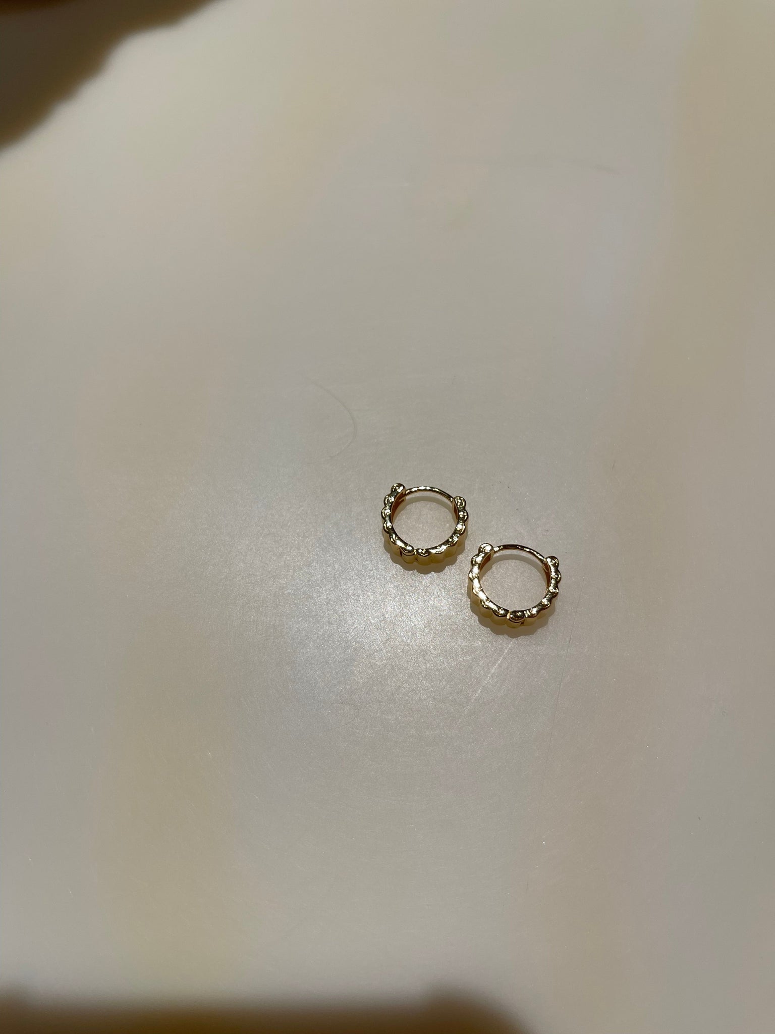 WS2023SEP077 (Earrings - Gold)
