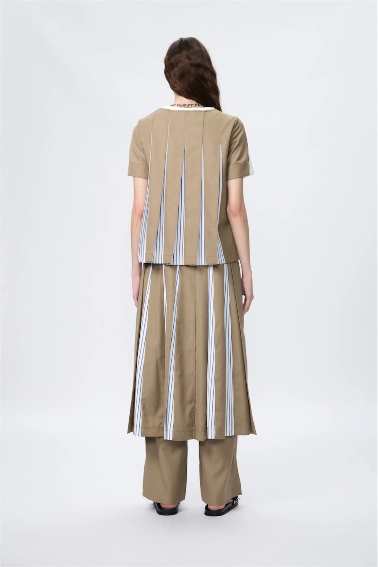 Premium Wool Shirting Block-Pleated Top (White)