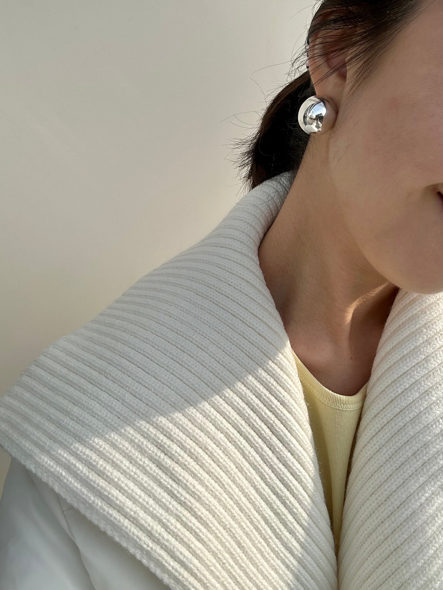 WS2023NOV317 (Earrings - 20M 3D Ball Silver)