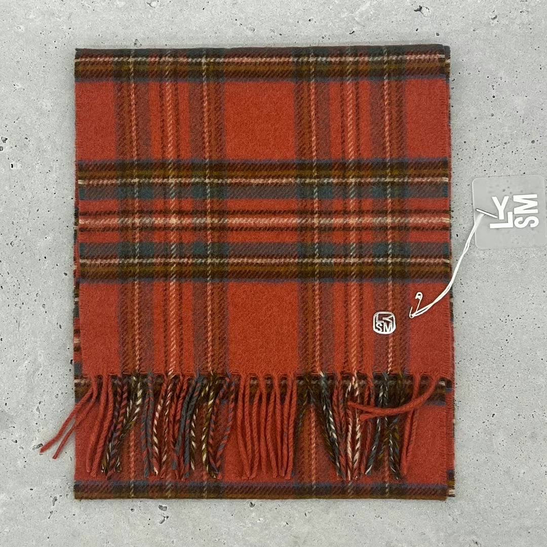 Check Moon Wool Scarf