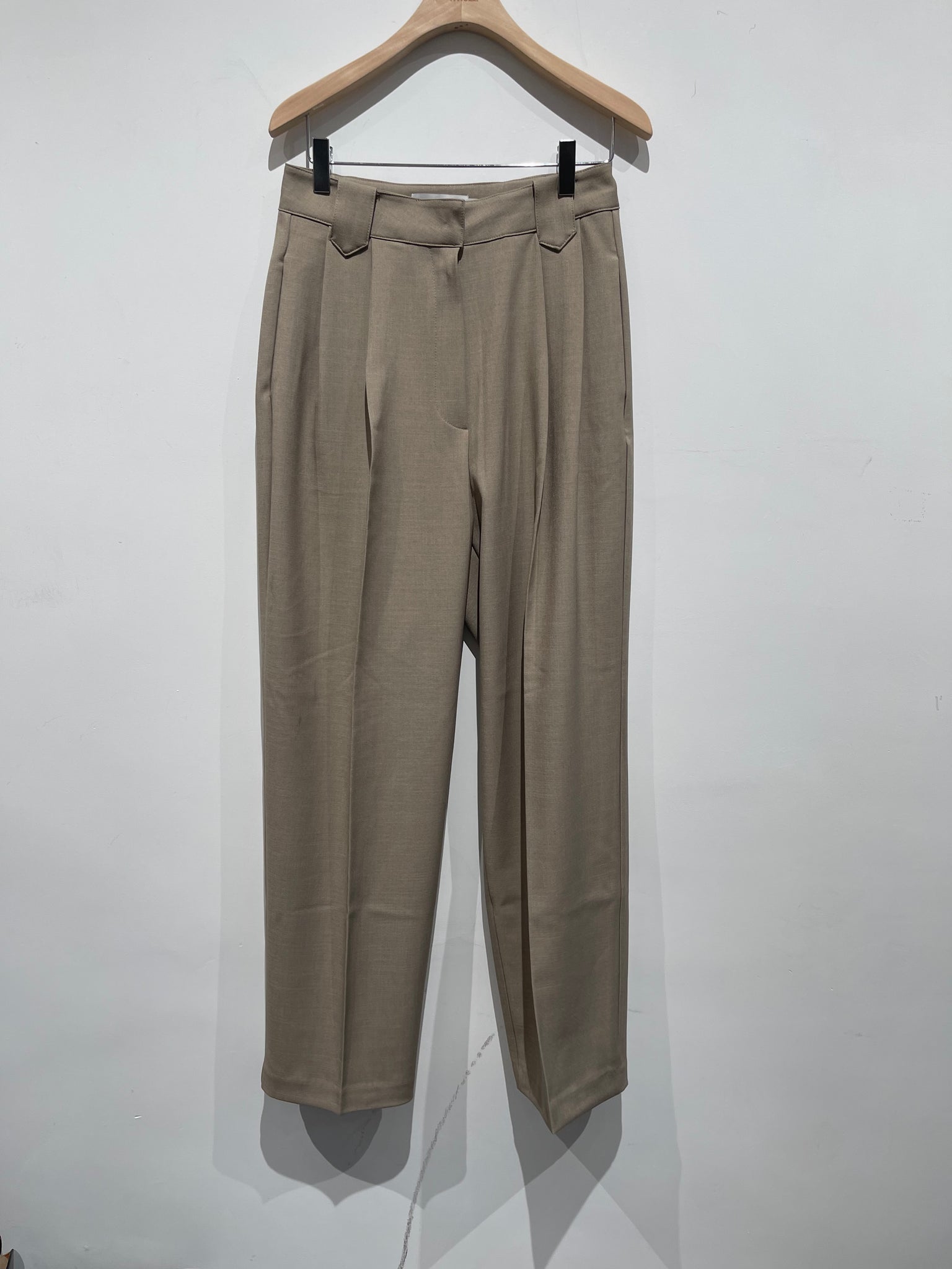 (Discontinued) WS2023NOV159 (Beige)