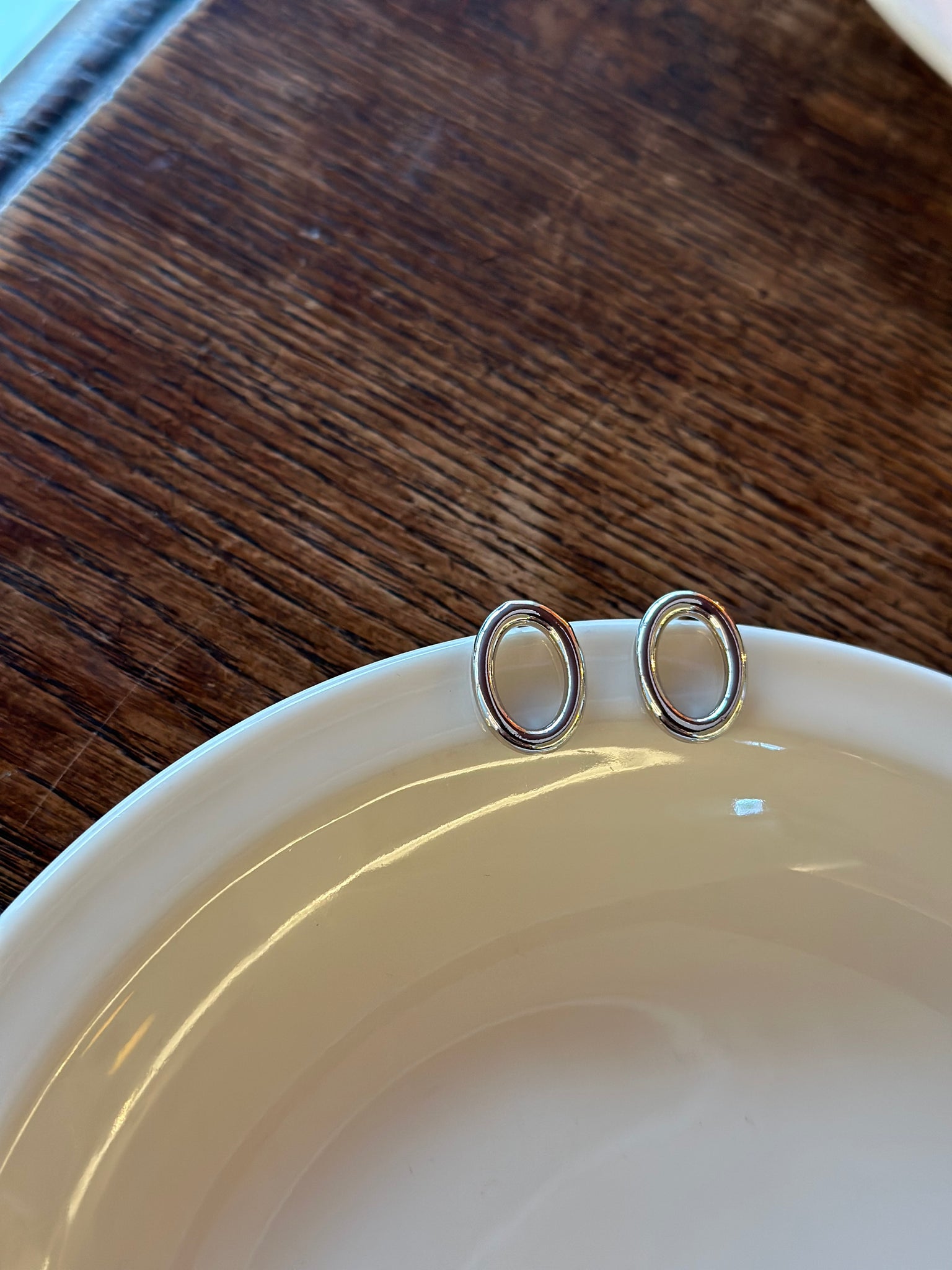 WS2024JAN033 (Earrings)