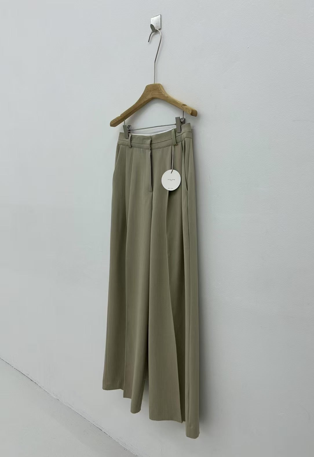 Must Have Double Line Tailor Pants
