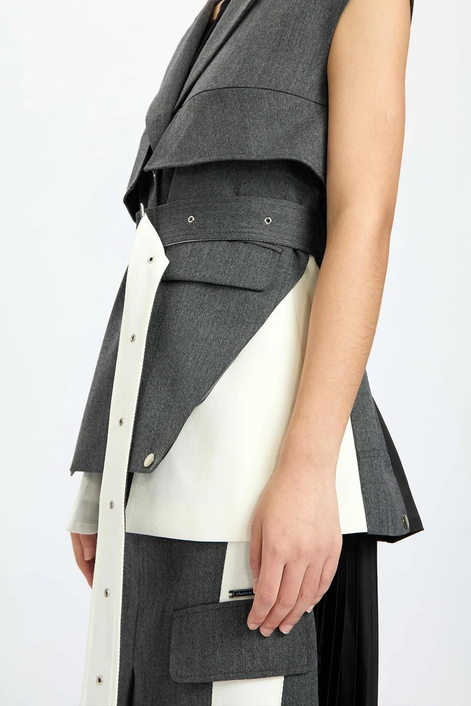Inner-Layers Tailored Gilet
