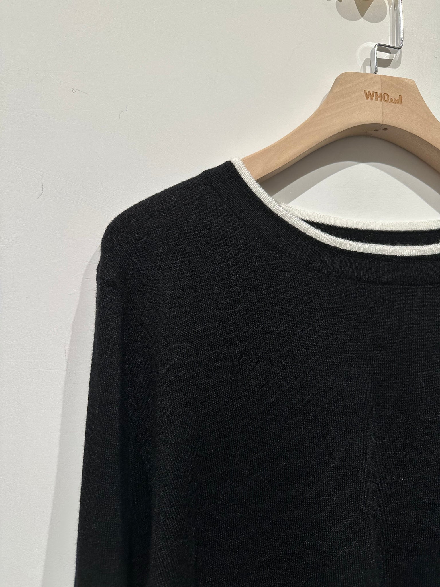 Tone Tone Knit Top