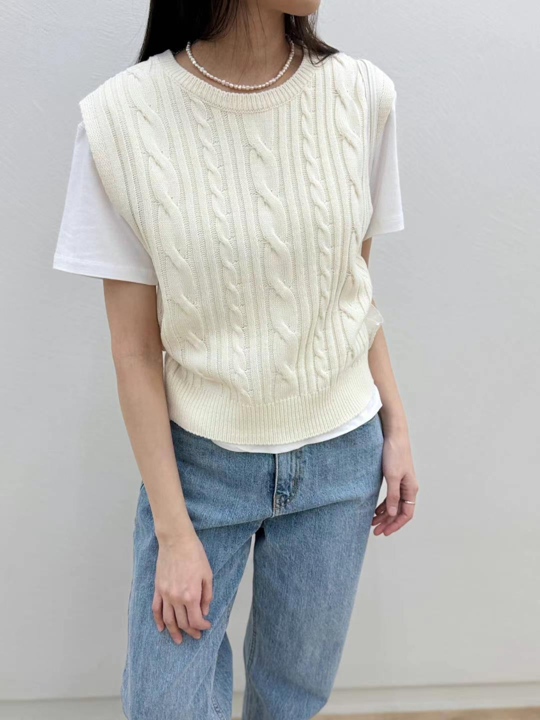 Summer Back Open Cable Knit Vest (20-22Mar $268, 之後批發價$298)