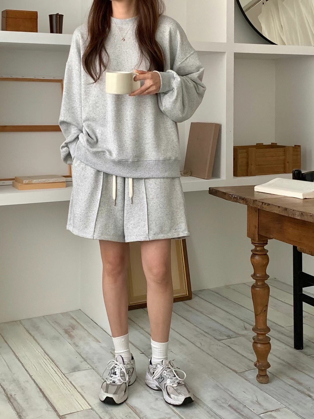 WS2024JAN185 (Set-Light Grey)(30Jan-01Feb $468, 之後批發價$528)