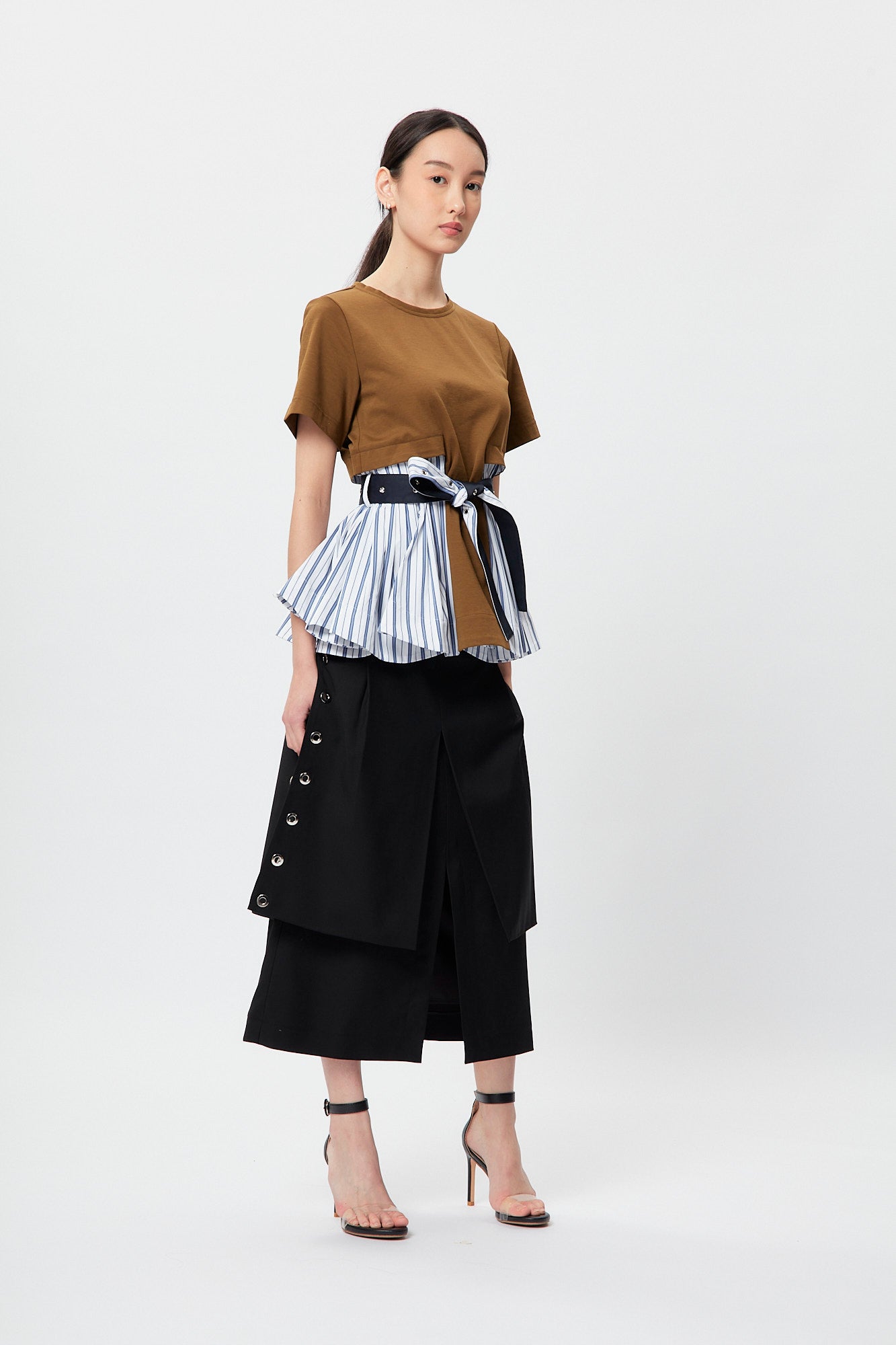 Fem-Working Peplum Tee - Olive