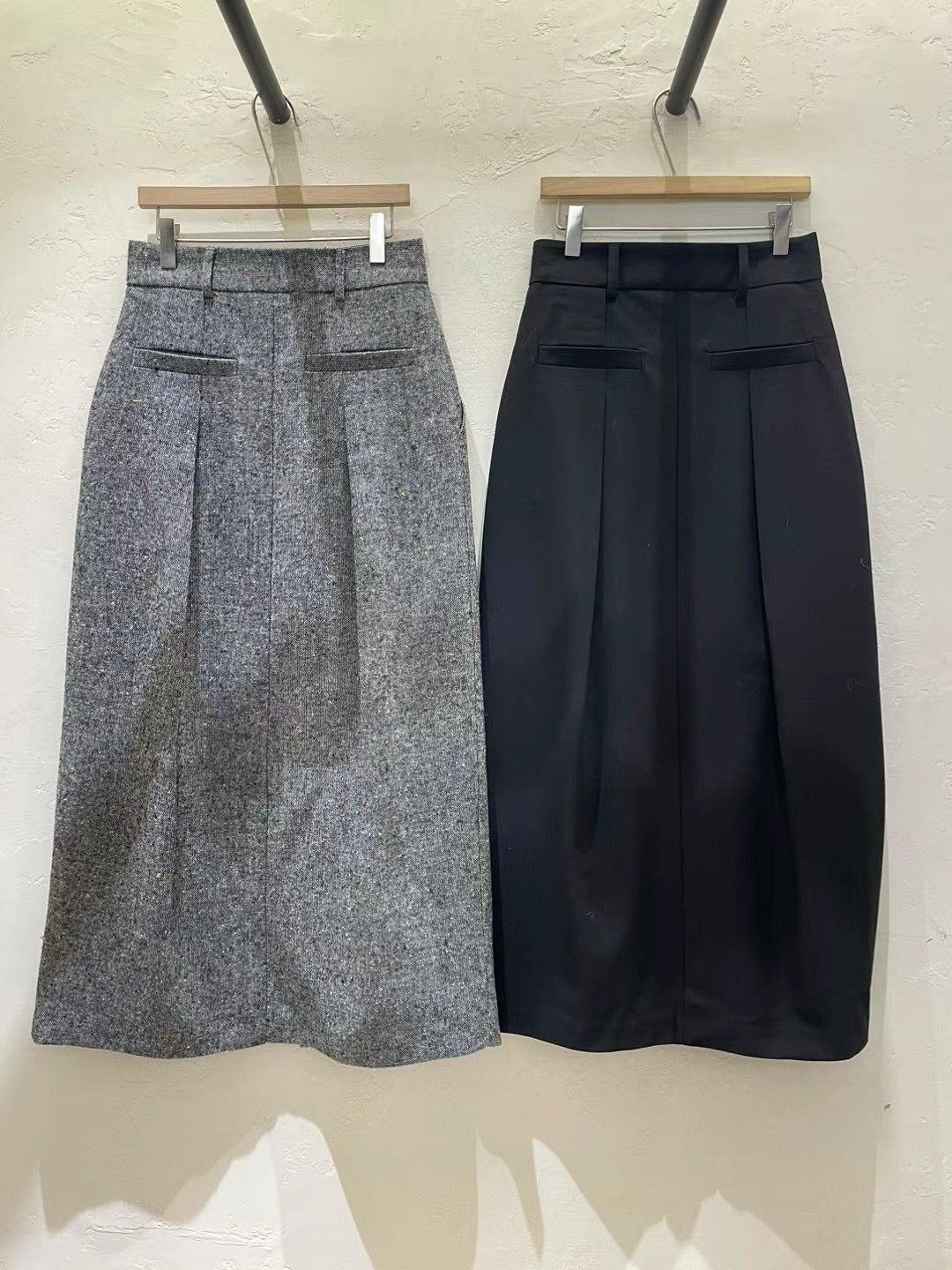 Fron Slit Silhouette Skirt