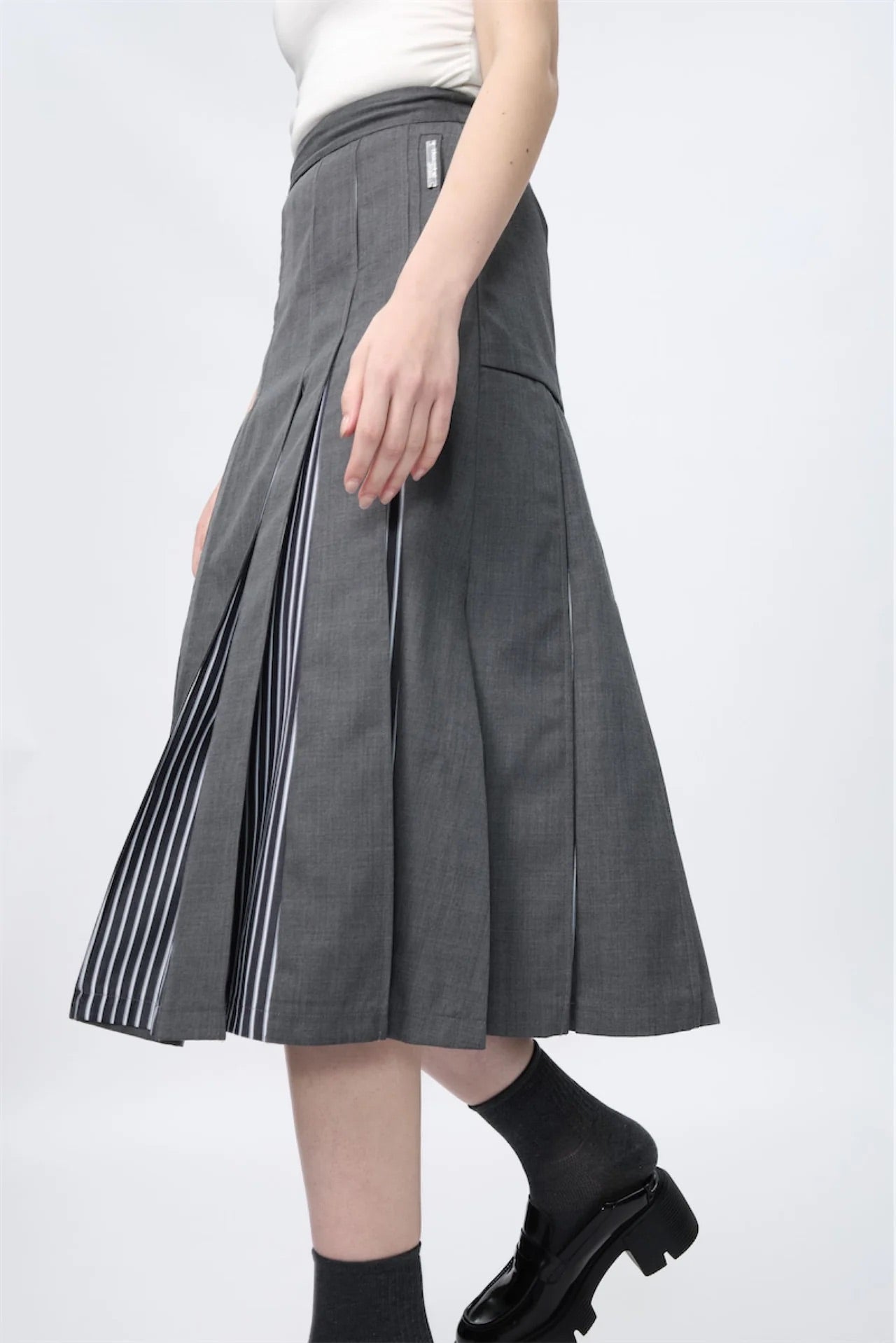 Block-Pleated Flare Shirting Skirt