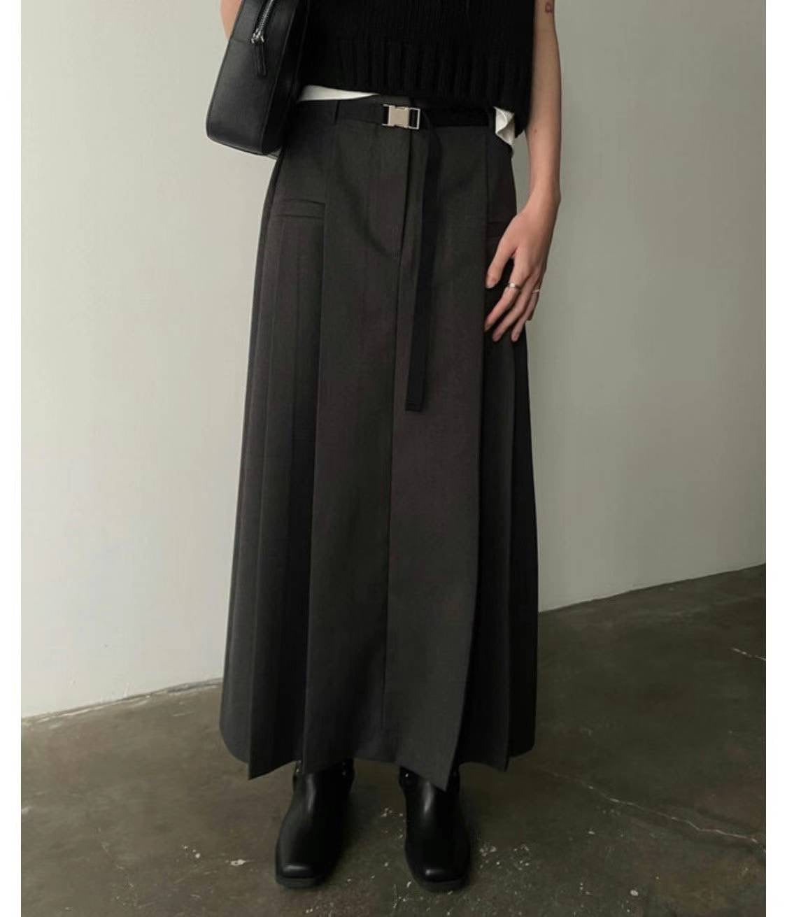 (Discontinued) WS2024JAN156 (Charcoal)