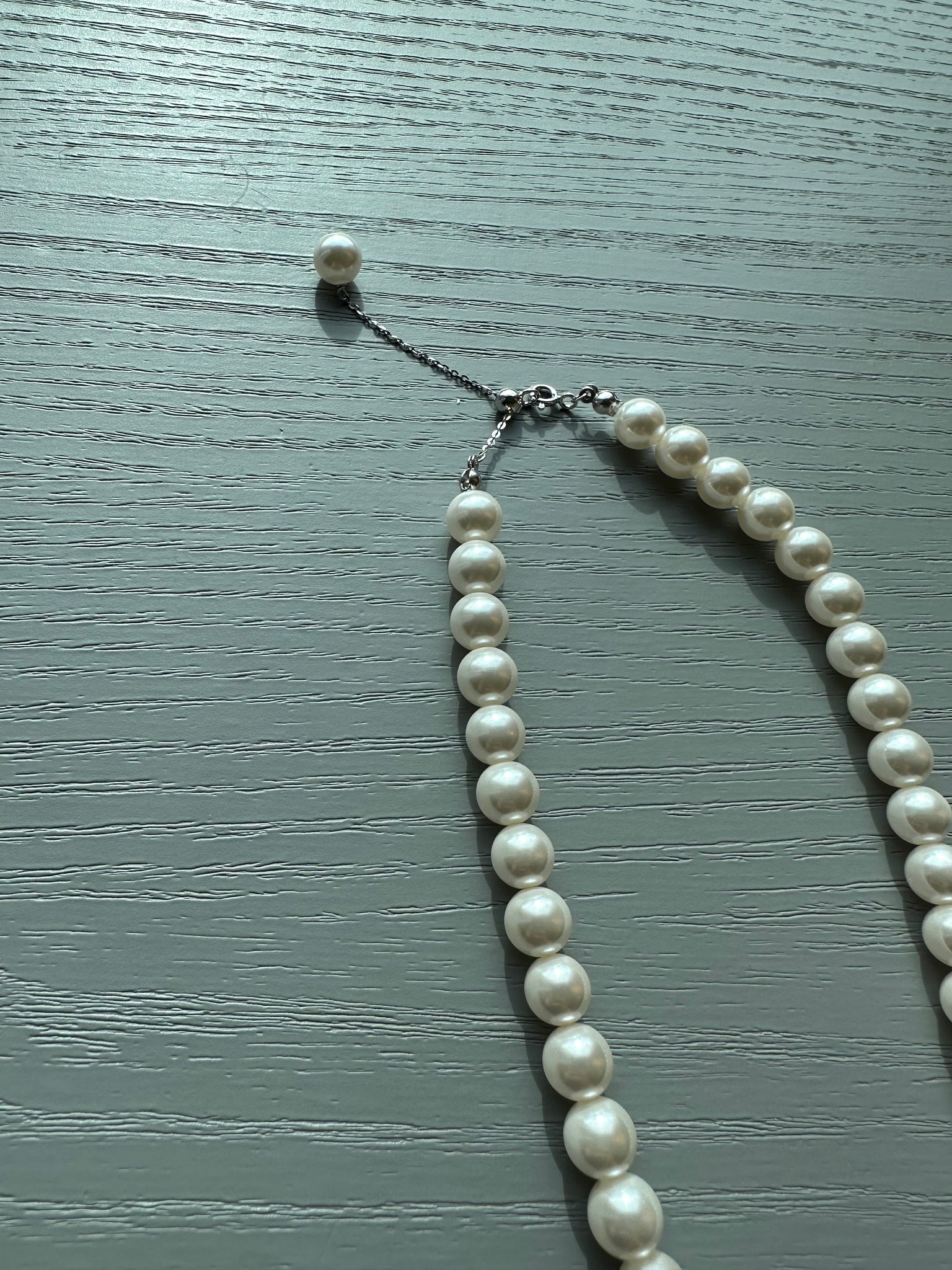 Necklace 5 - Classic Faux Pearl Necklace 8M