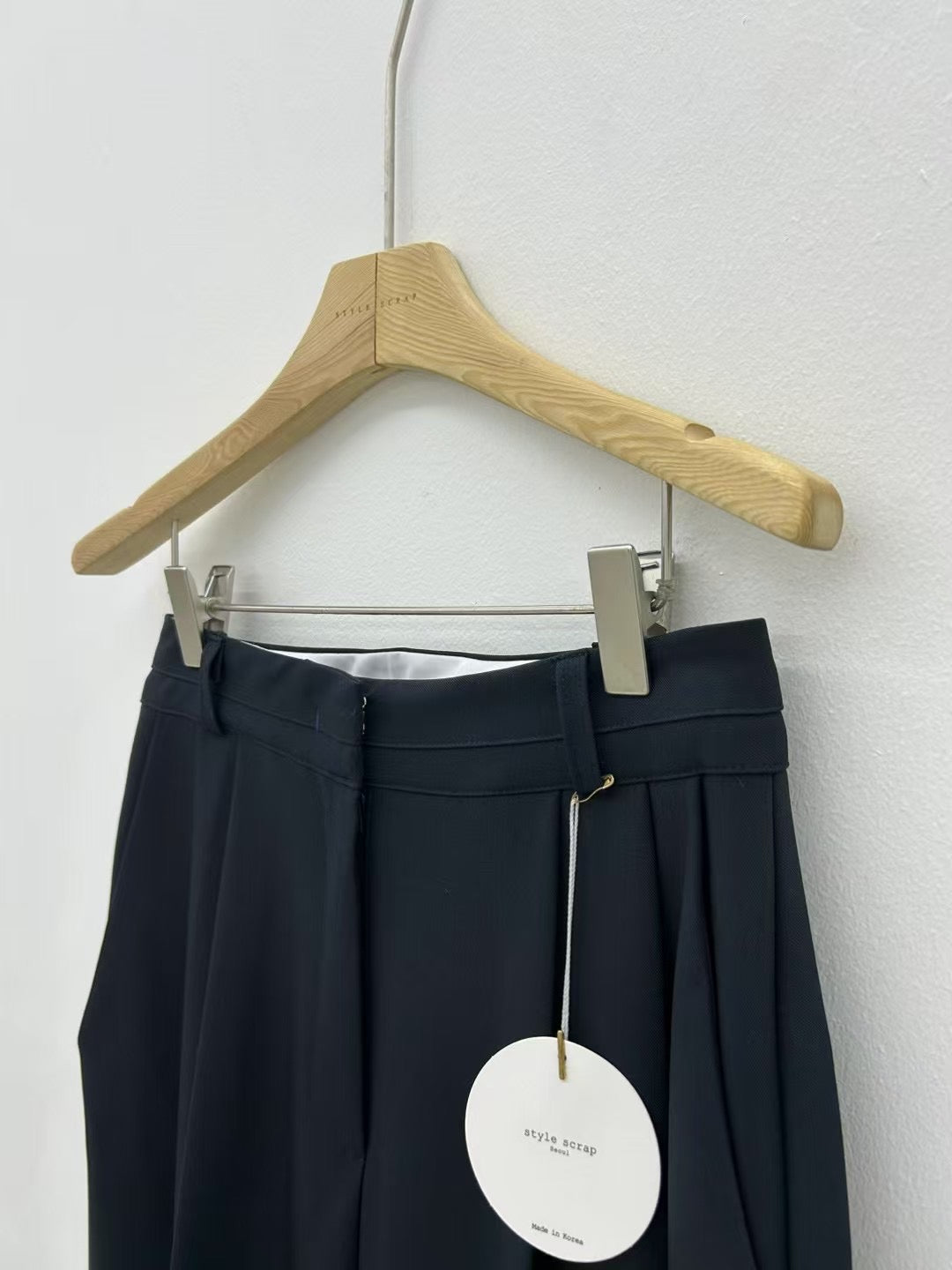 Must Have Double Line Tailor Pants
