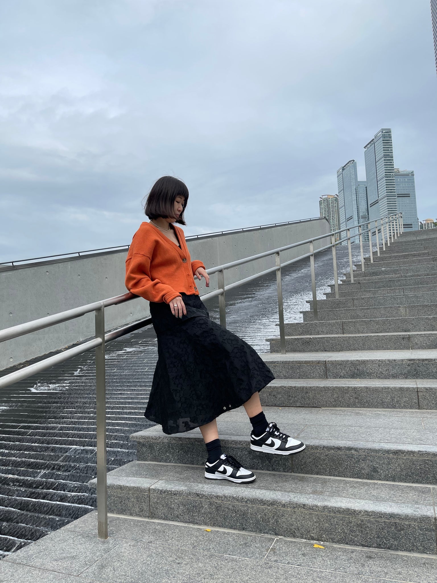 Stephy Asymmetric Skirt Black