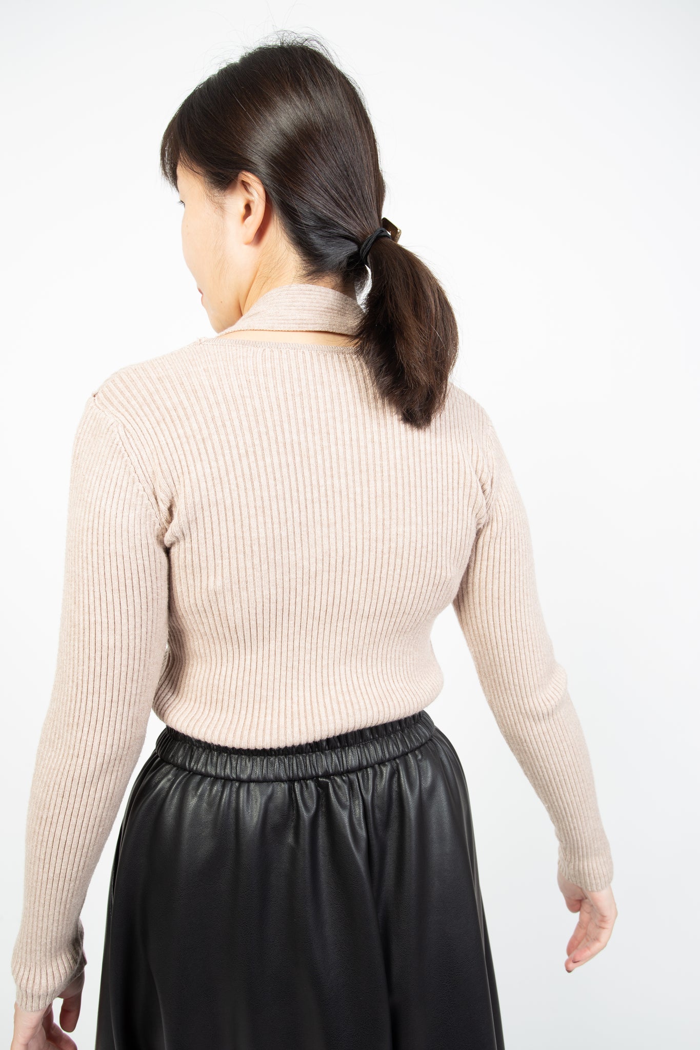 Double Cross Slim Cut Knit Top Oat