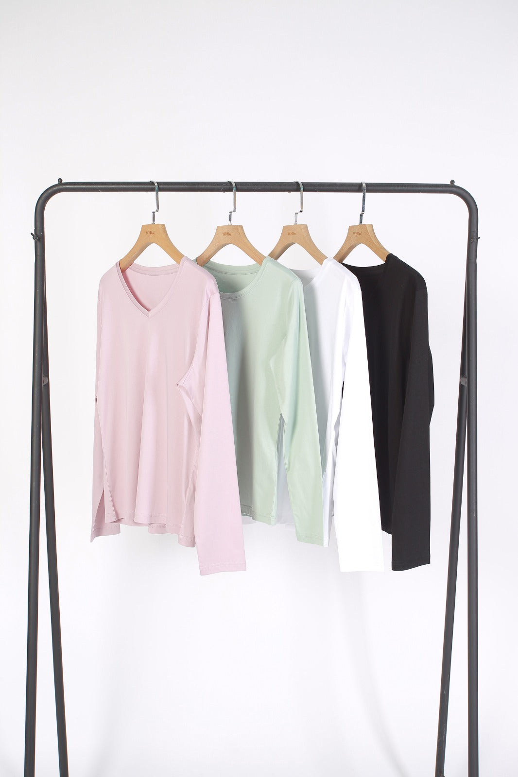 365 Days Quality Long Sleeves Slim Cut Crew Neck Tee