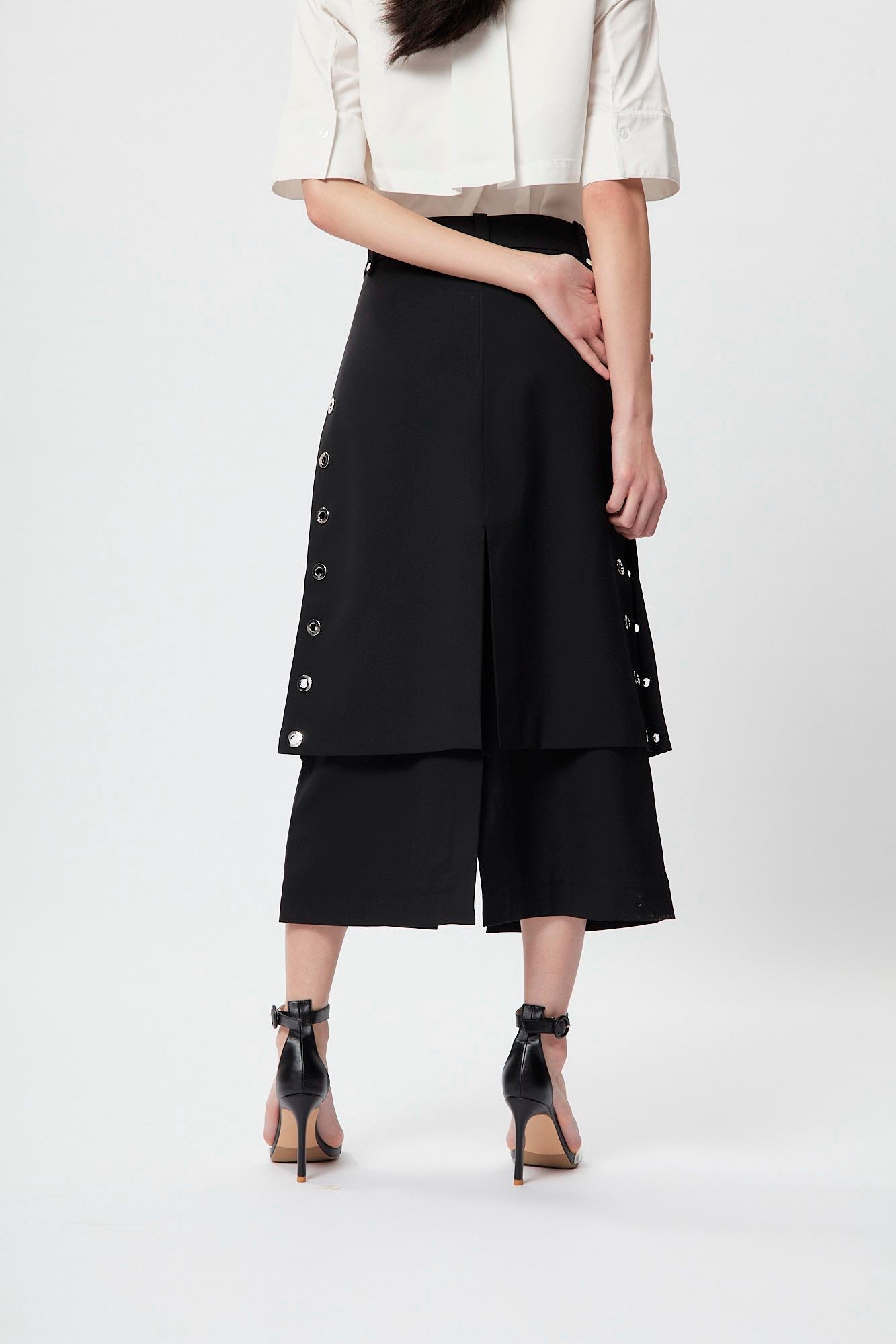Layer Eyelet Skirt Black