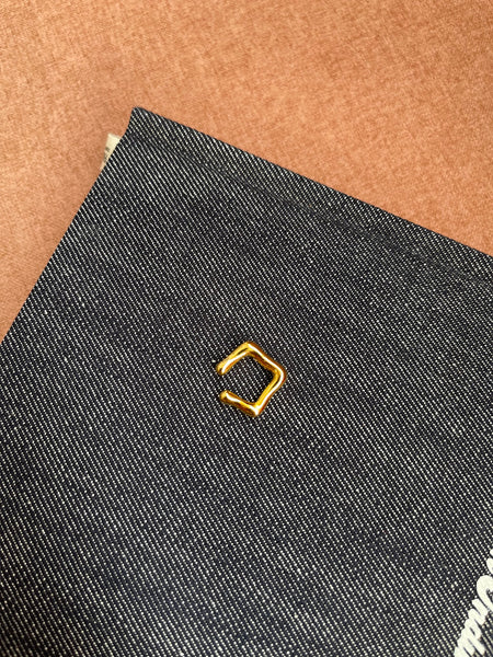WS2023MAR047 (Ear cuff Gold)