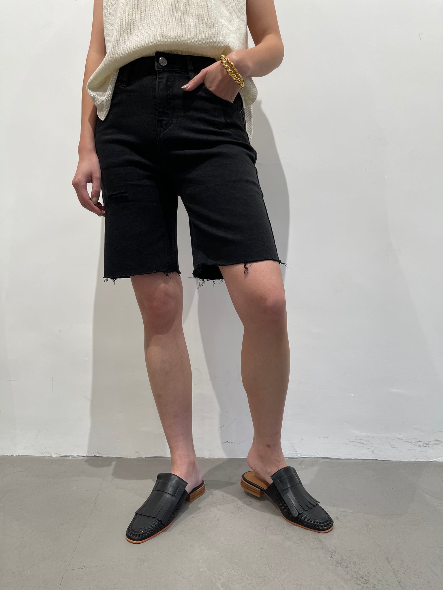 Washed Tight Denim Shorts Black