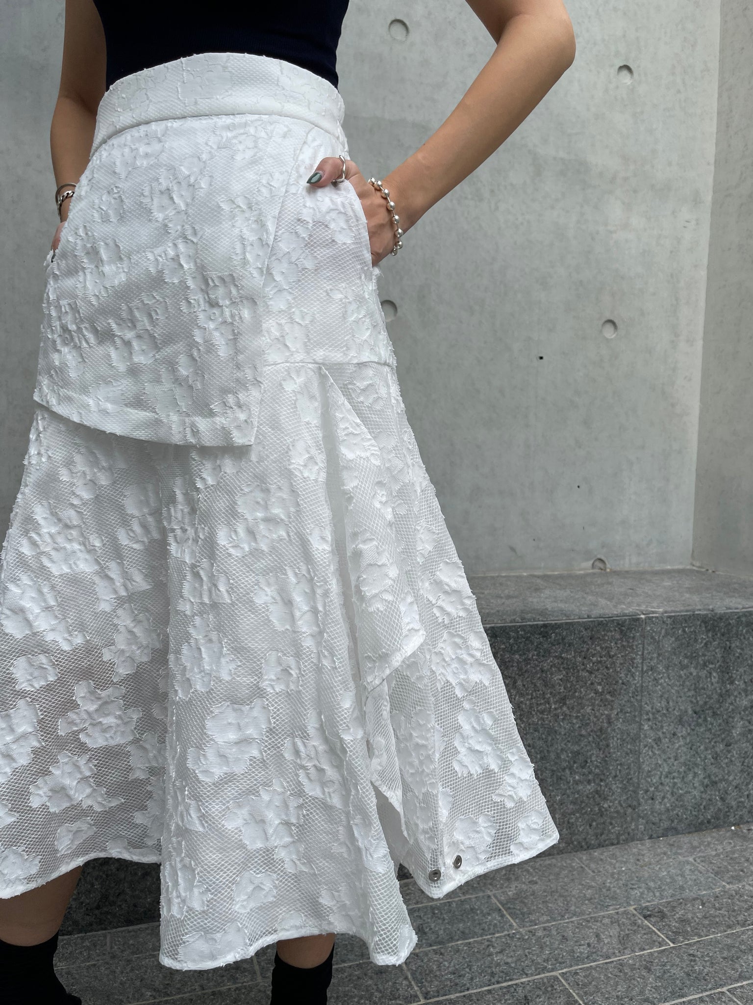 Stephy Asymmetric Skirt White