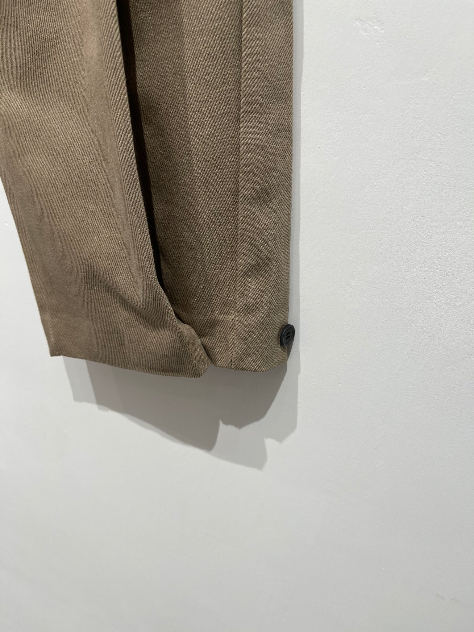 Edge Button Pants Khaki