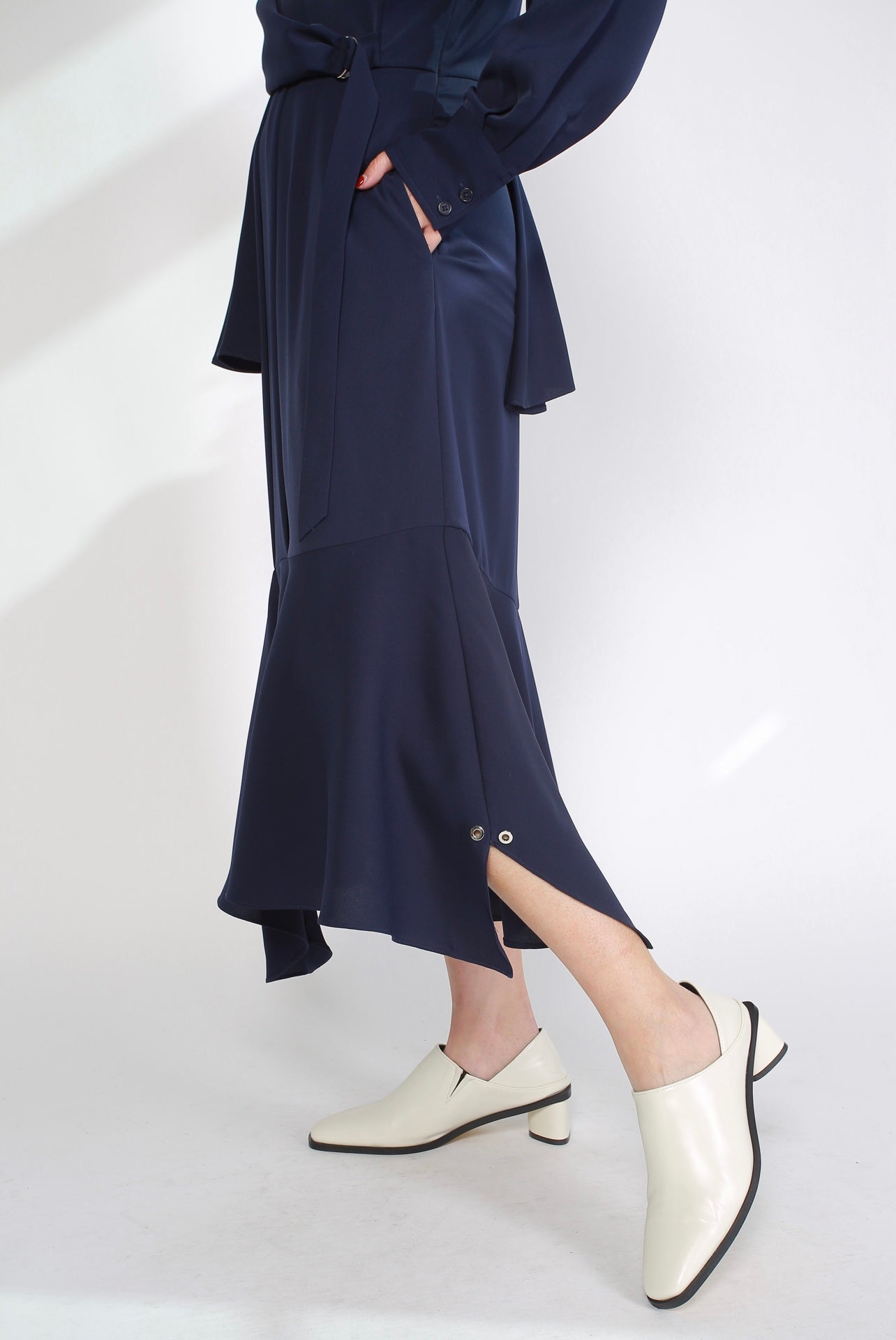 Diana's New Dress Navy