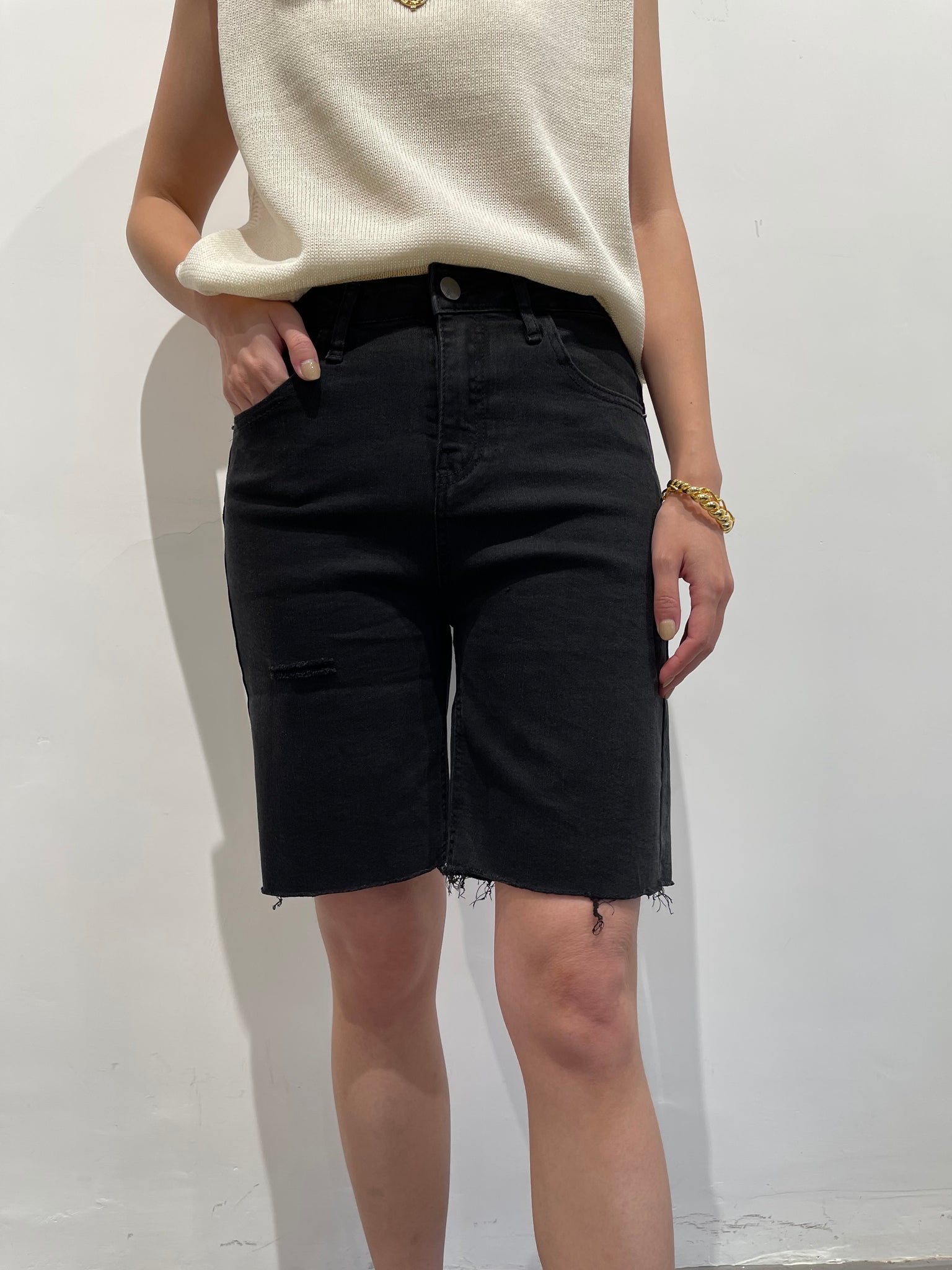 Washed Tight Denim Shorts Black