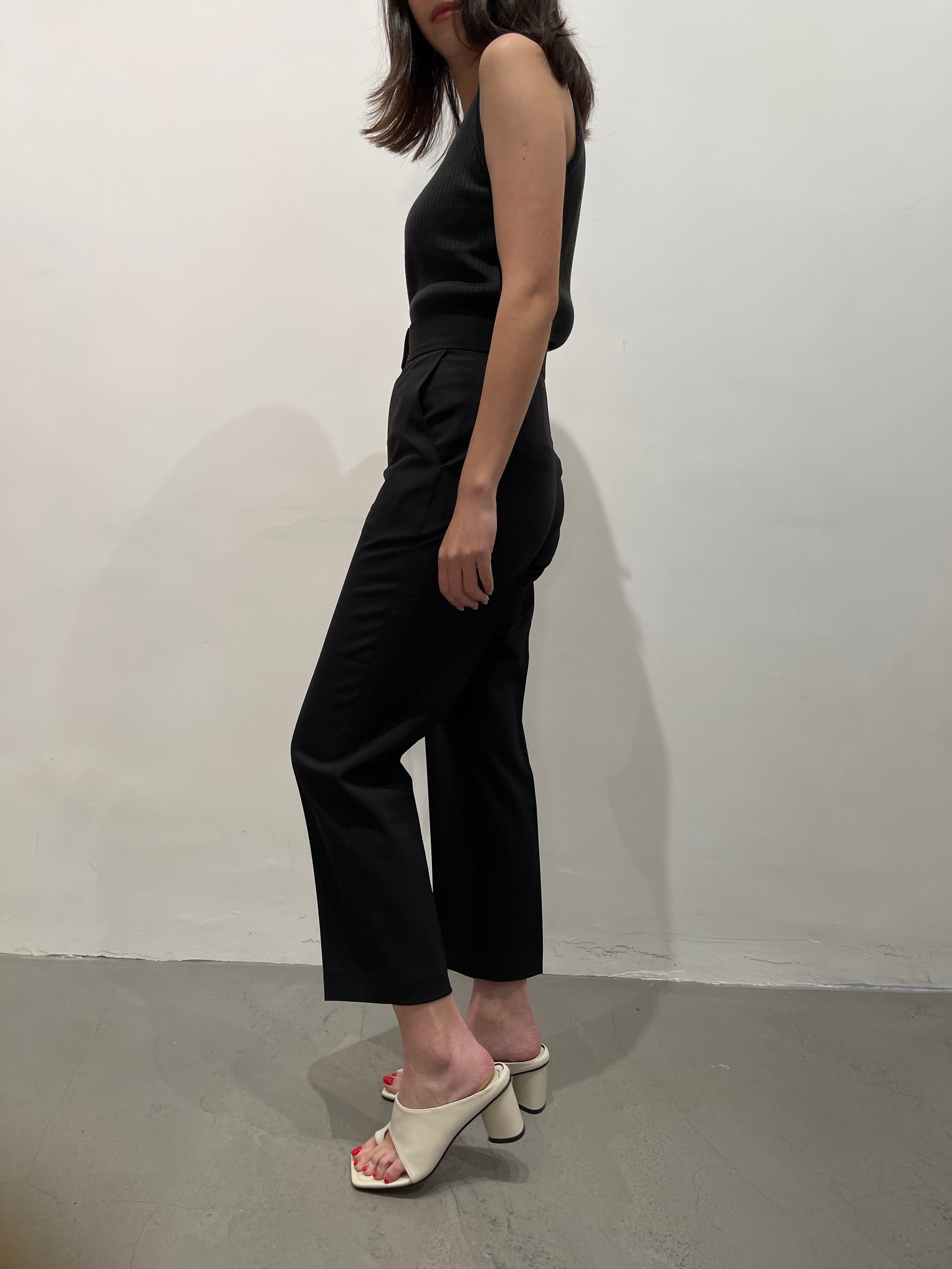Delicate Daily Taper Pants Black