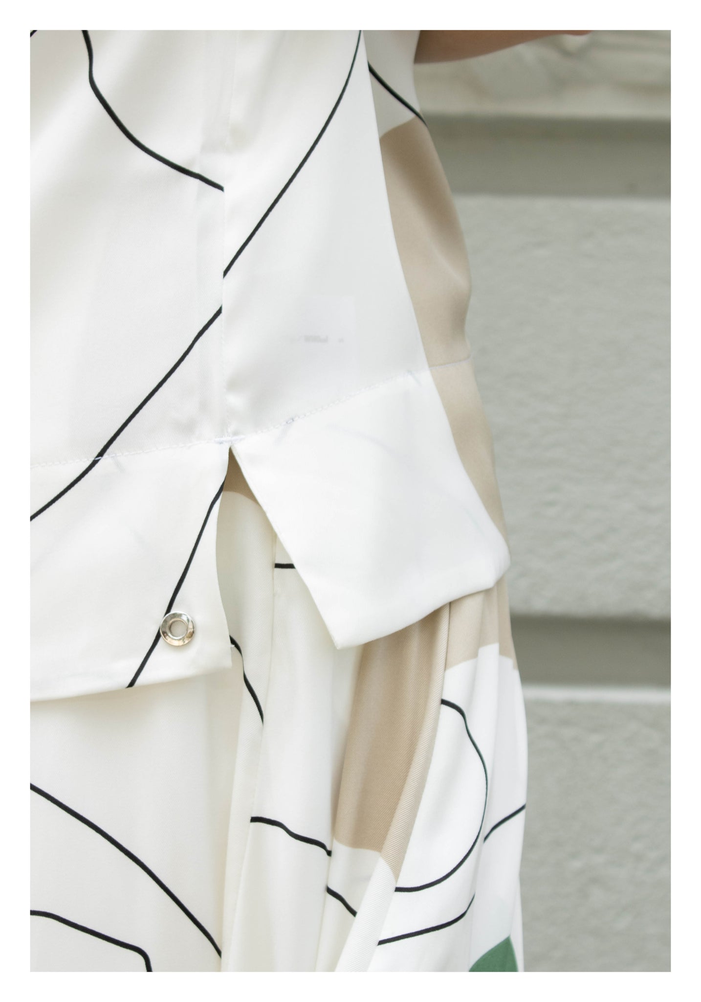 Artwork Simple Blouse Green - whoami