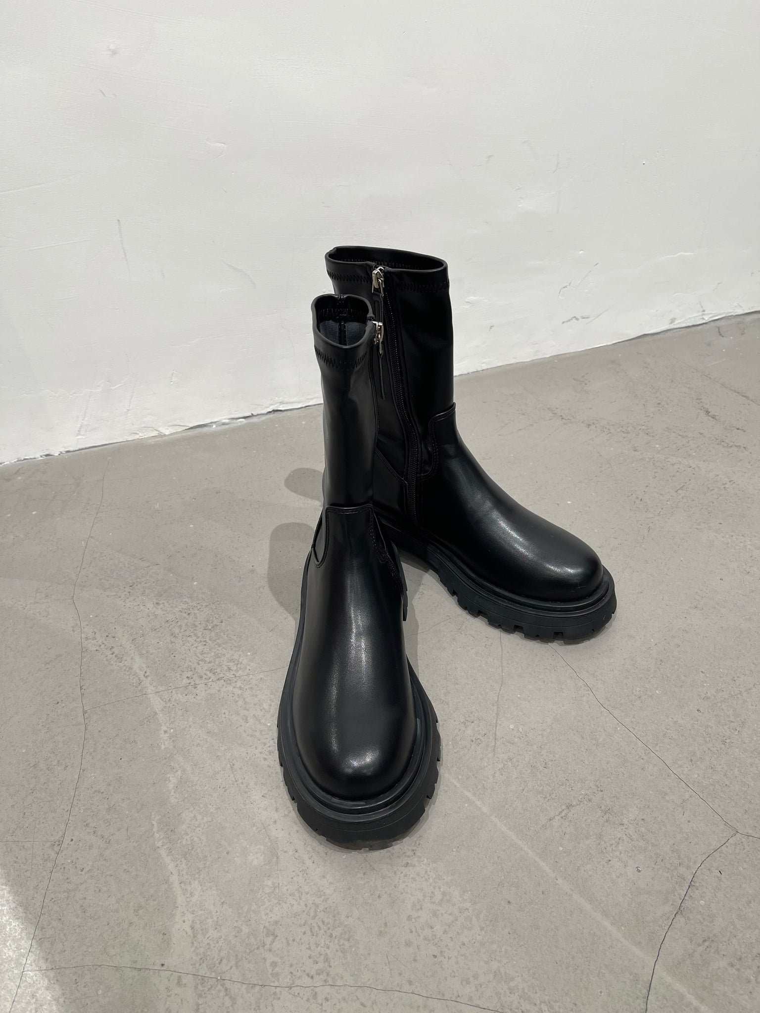 Slim Dealer Boots Black