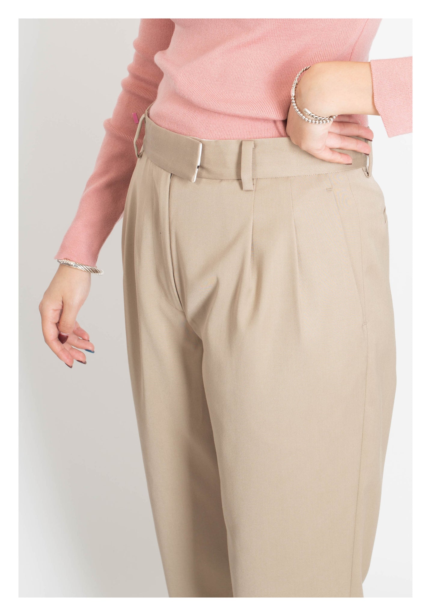 Back Slit Button Taper Pants Beige - whoami
