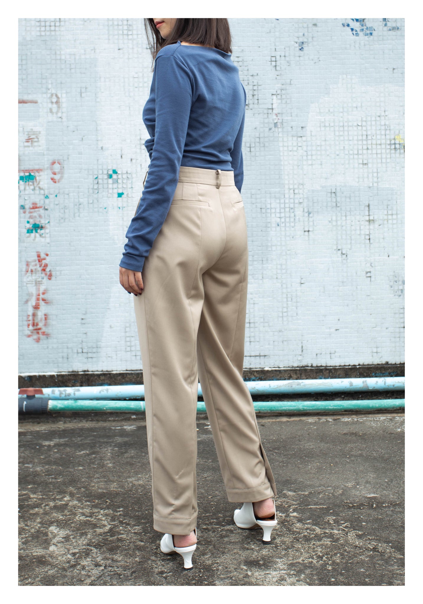 Back Slit Button Taper Pants Beige - whoami