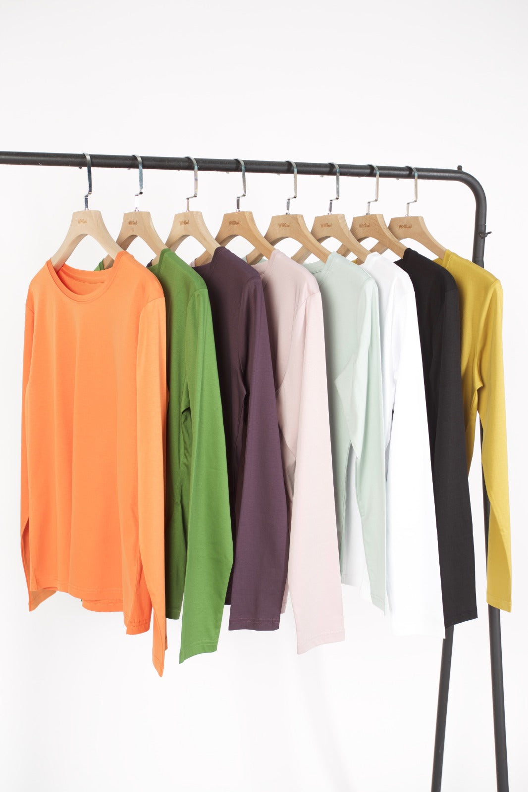 365 Days Quality Long Sleeves Slim Cut Crew Neck Tee