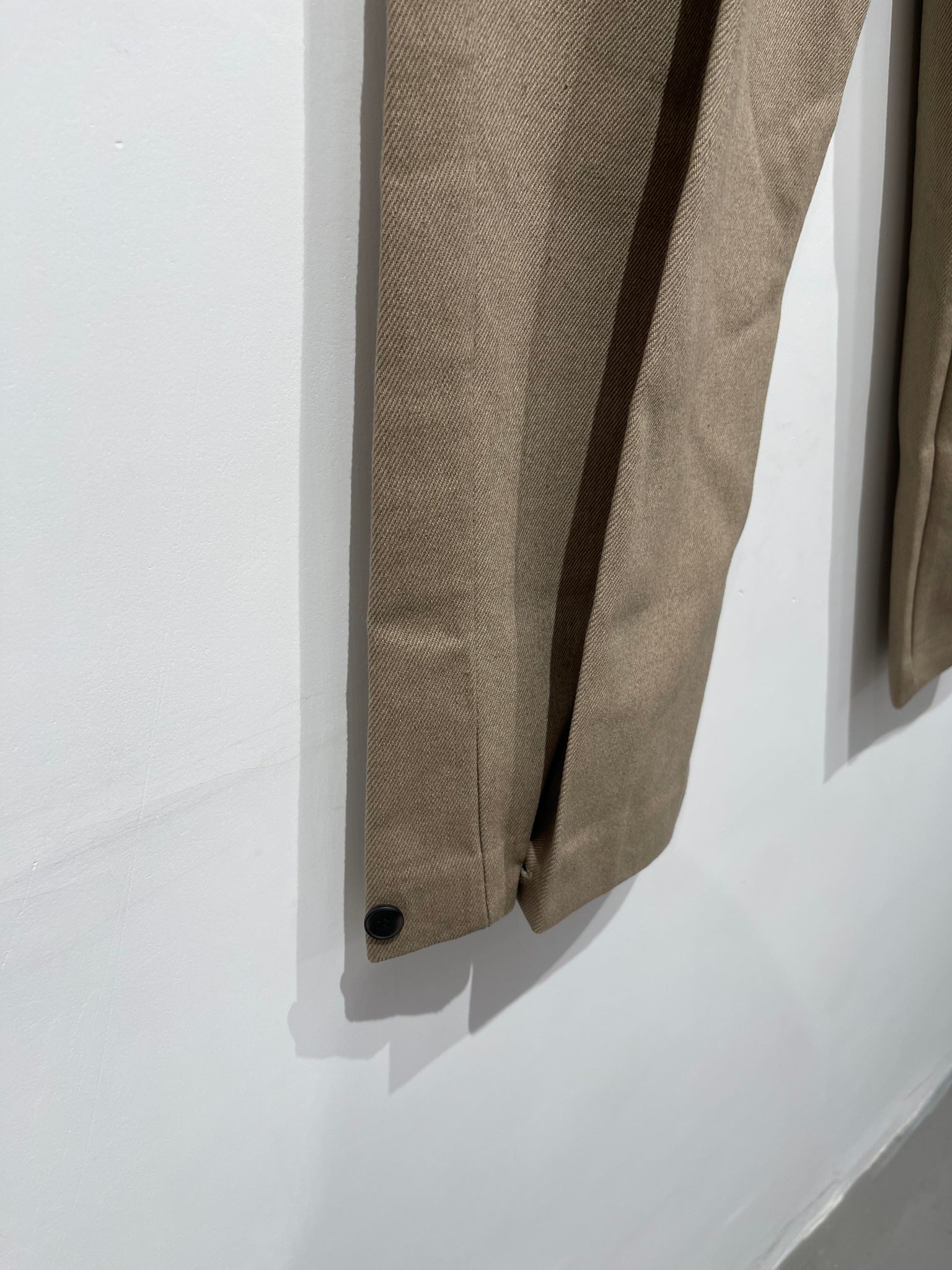 Edge Button Pants Khaki