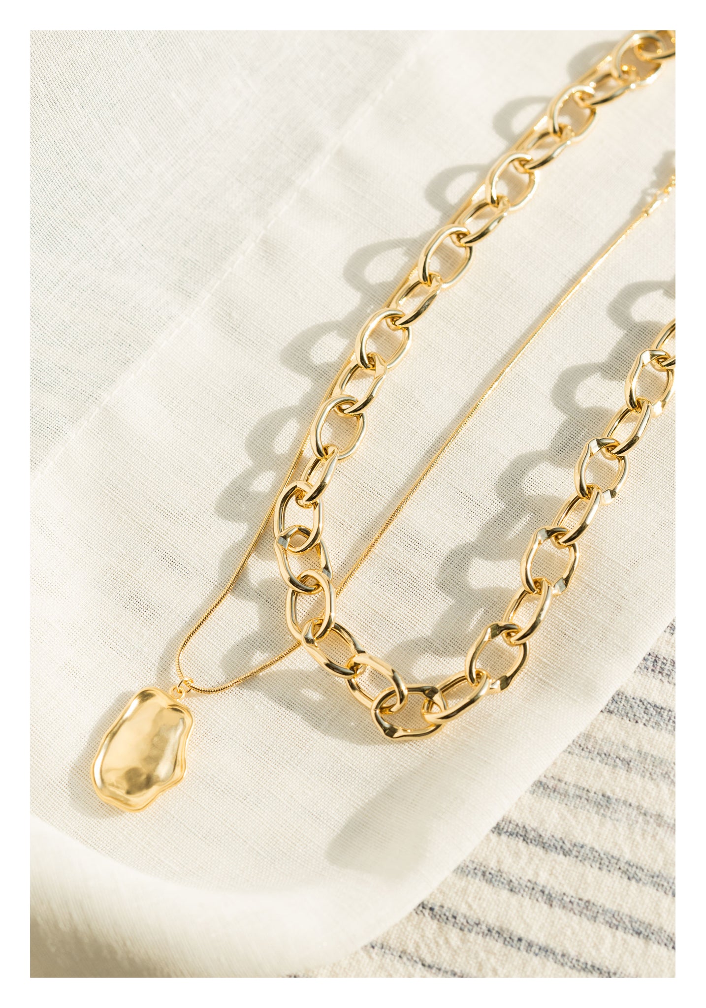 Chain And Organic Pendant Set Necklace - whoami