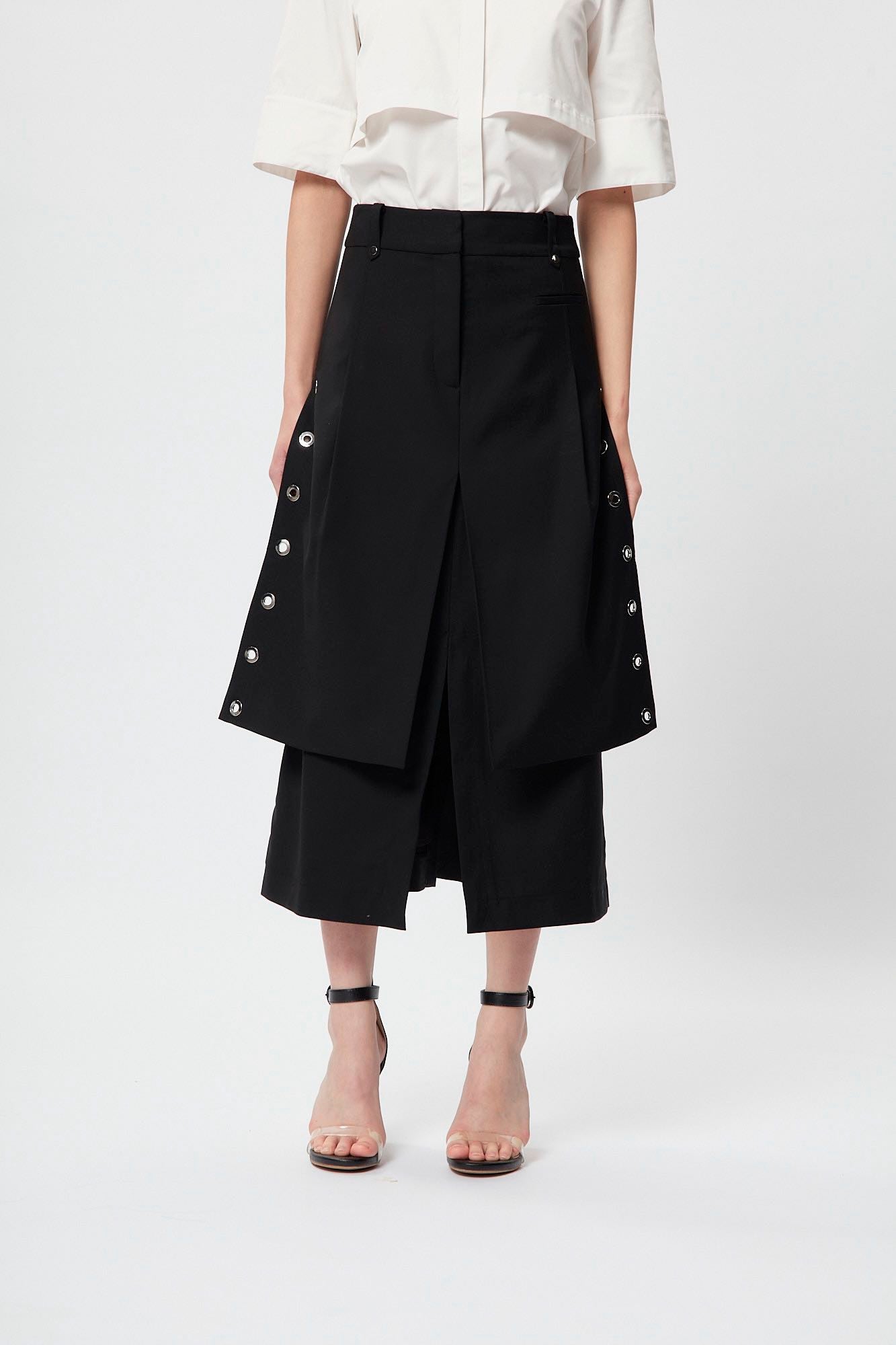 Layer Eyelet Skirt Black