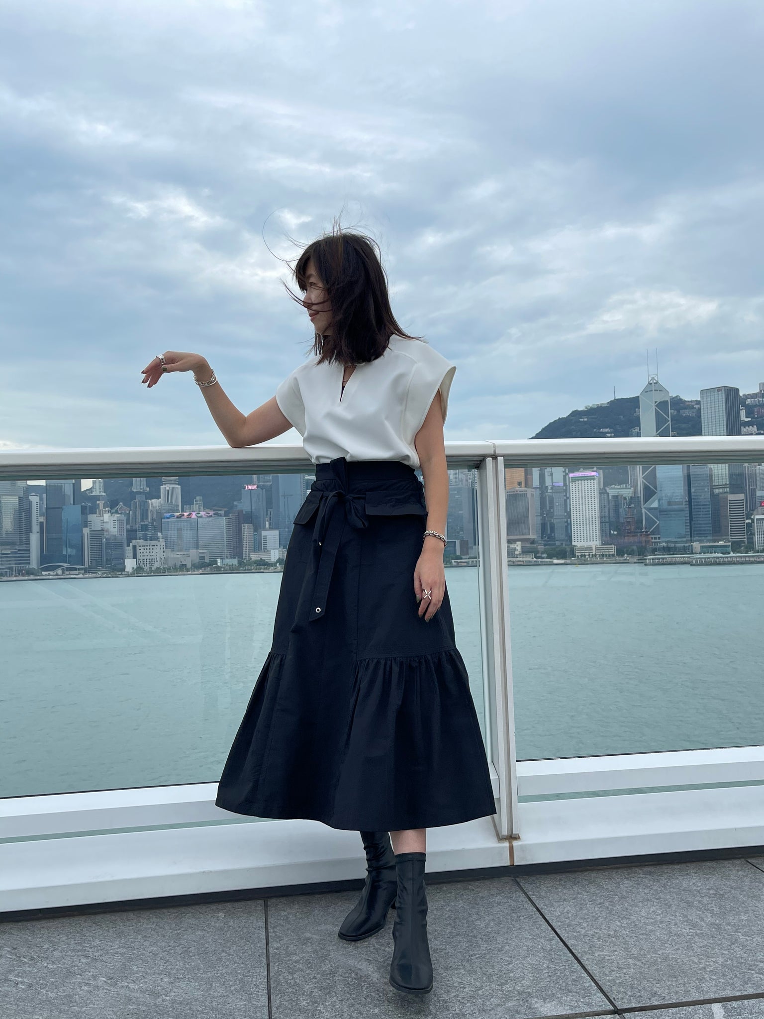 Restructured Waistline Skirt Black