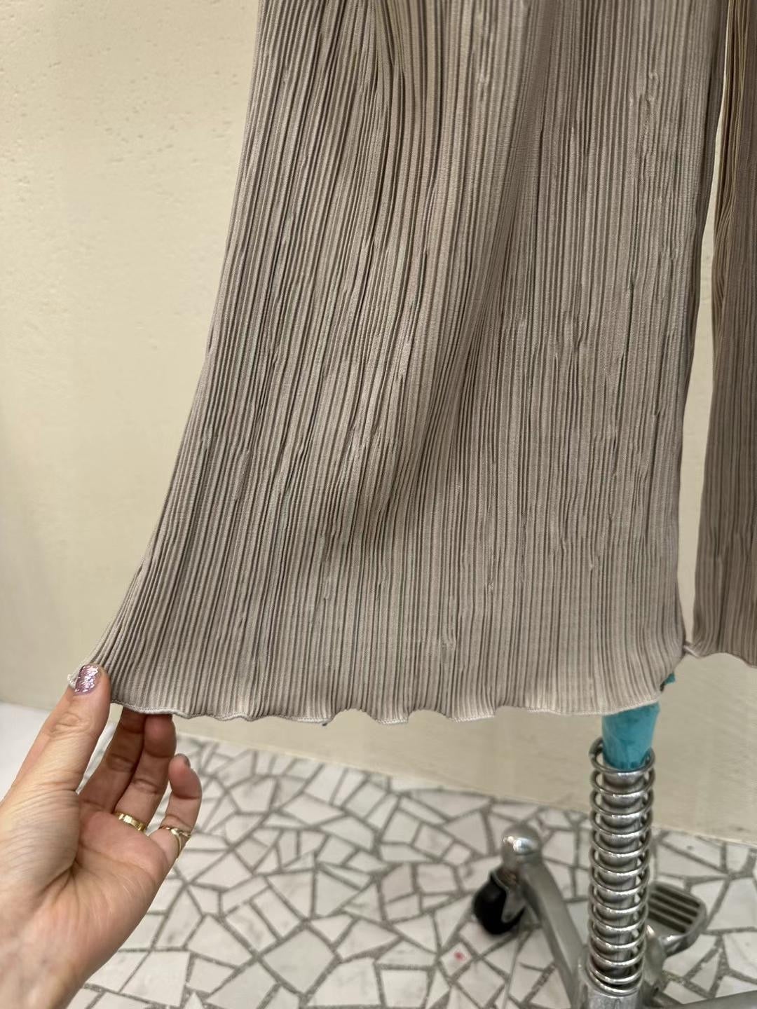 (Discontinued) WS2023MAR270 (Khaki)