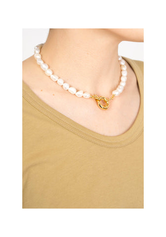 Sailor Buckle Fresh Water Pearl Necklace - whoami
