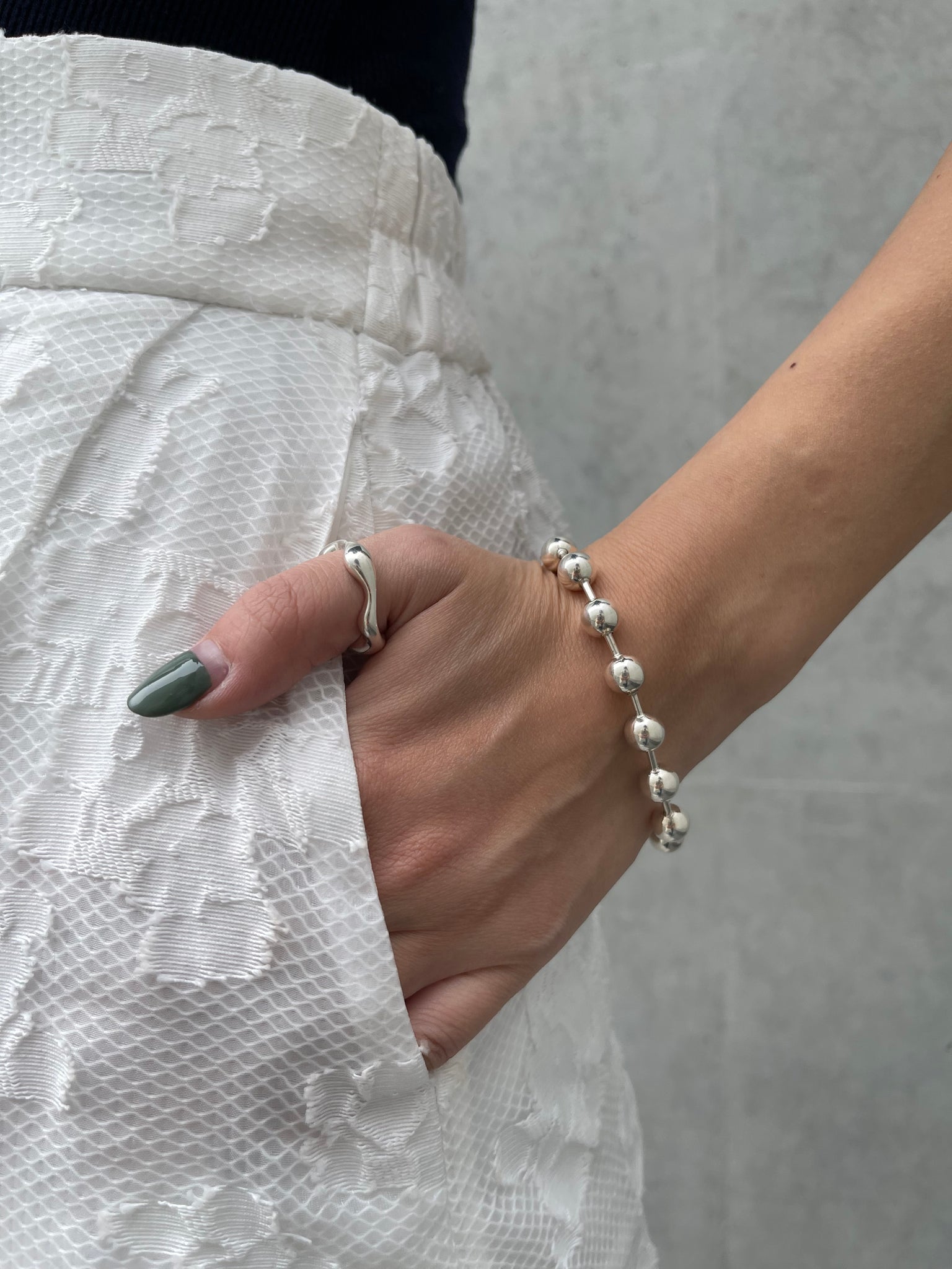 Stephy Asymmetric Skirt White