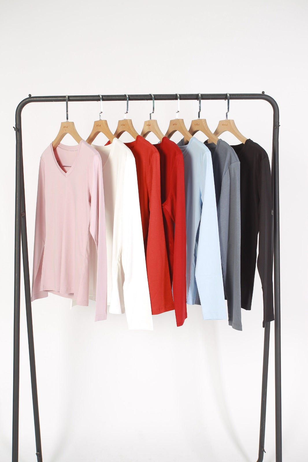 Must Buy V Neck Long Sleeve Tee