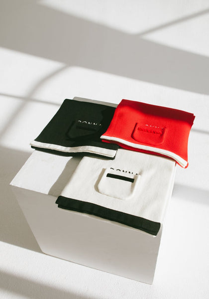 Donna Pocket Wool Scarf