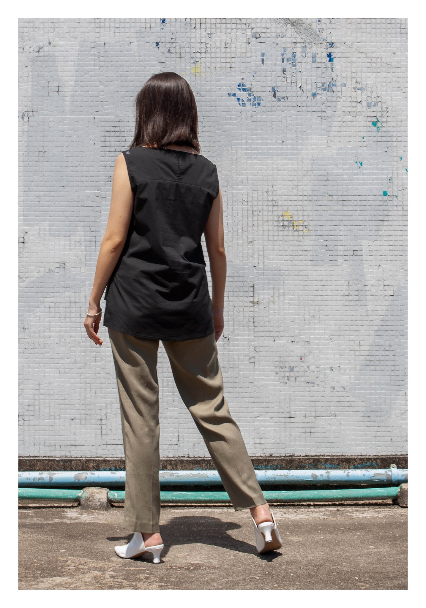 Essential Summer Vest Black - whoami