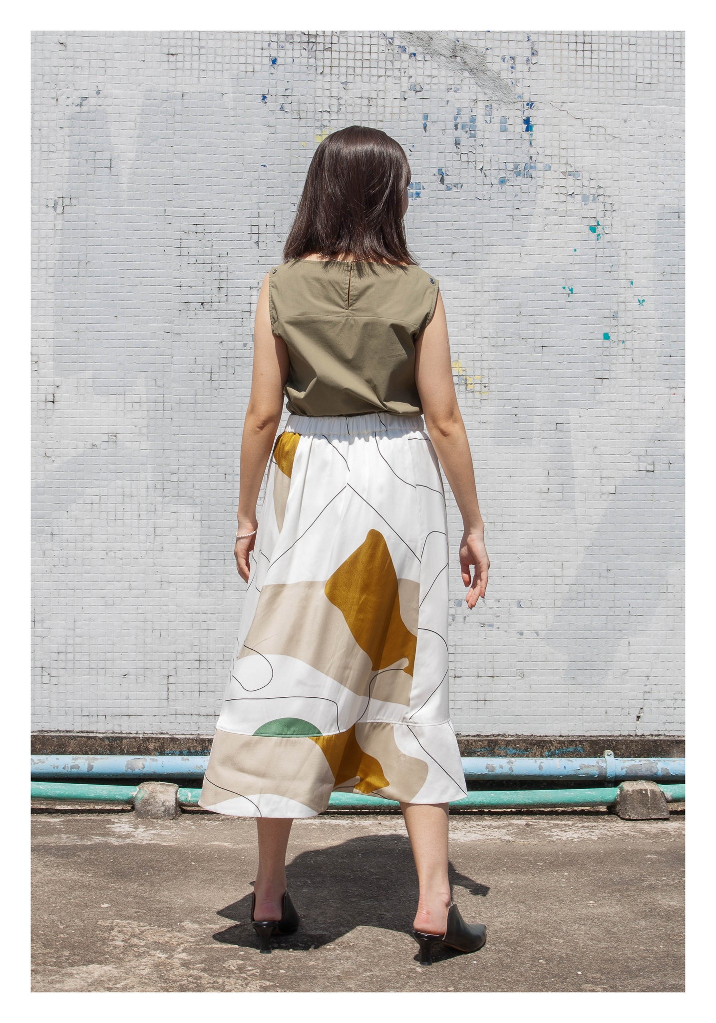 Essential Summer Vest Dark Green - whoami