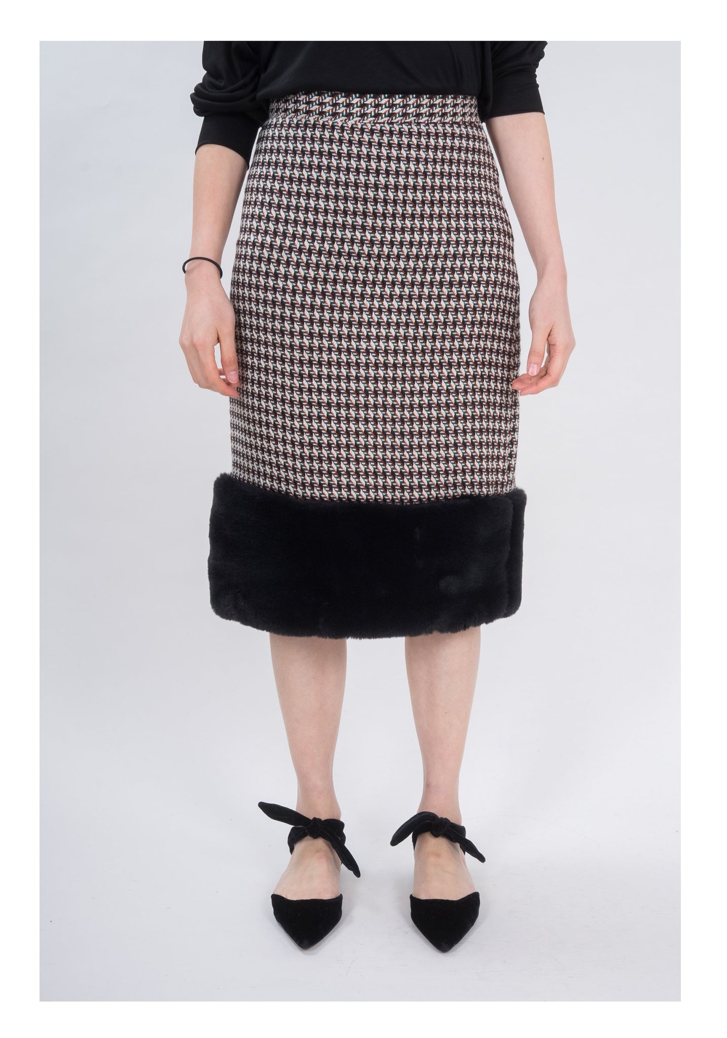 Faux Fur Pencil Skirt Black - whoami