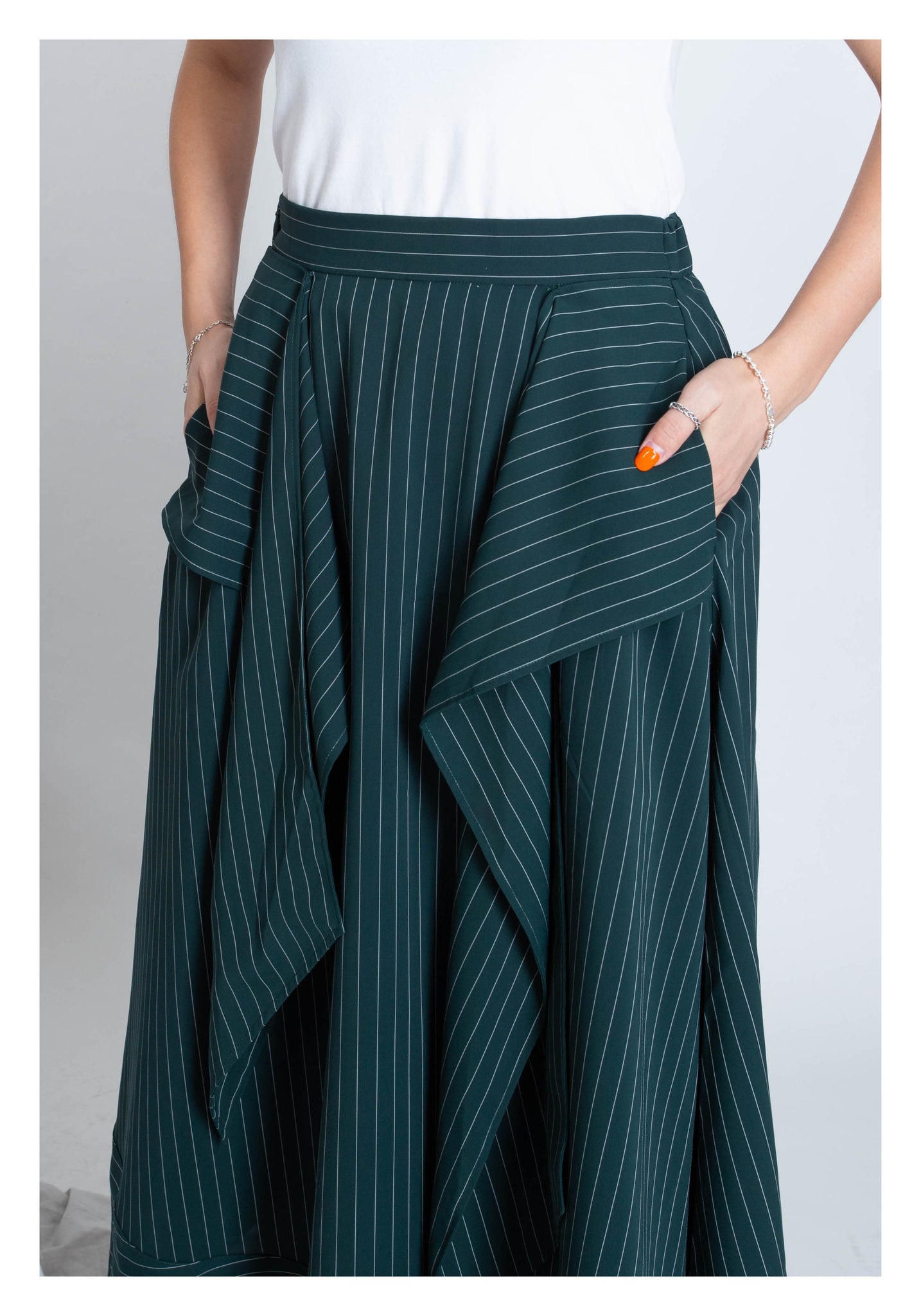 Front Tie Stripe Dripping Skirt Dark Green - whoami